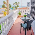Villa Torrecilla En El Centro De Nerja - South Costa